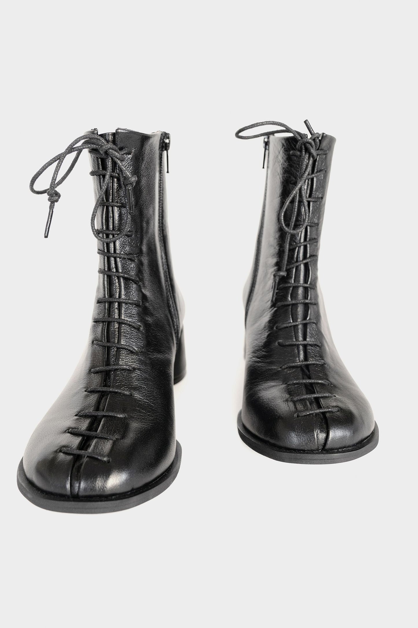 Daffy Boots