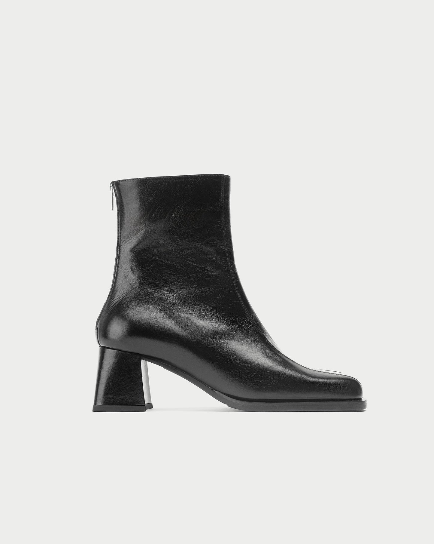 Twin boots wool