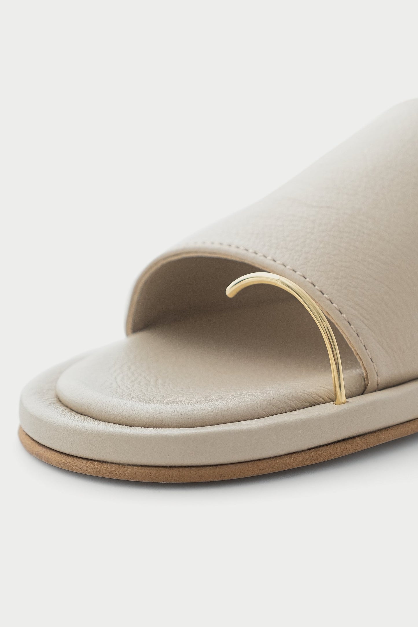 Ring Flip-Flops