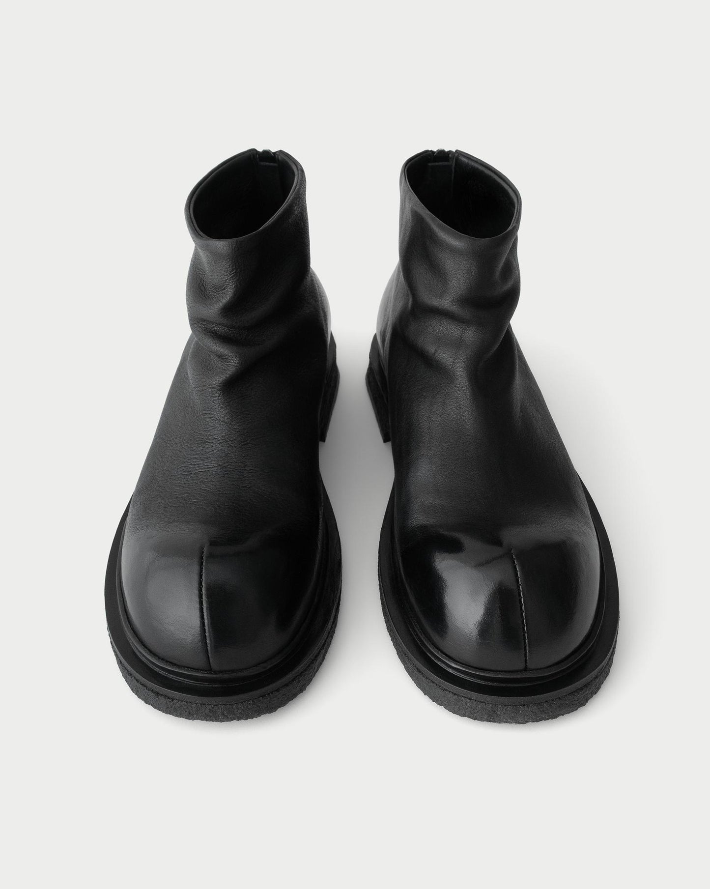 Date Boots (Natural Rubber Sole)